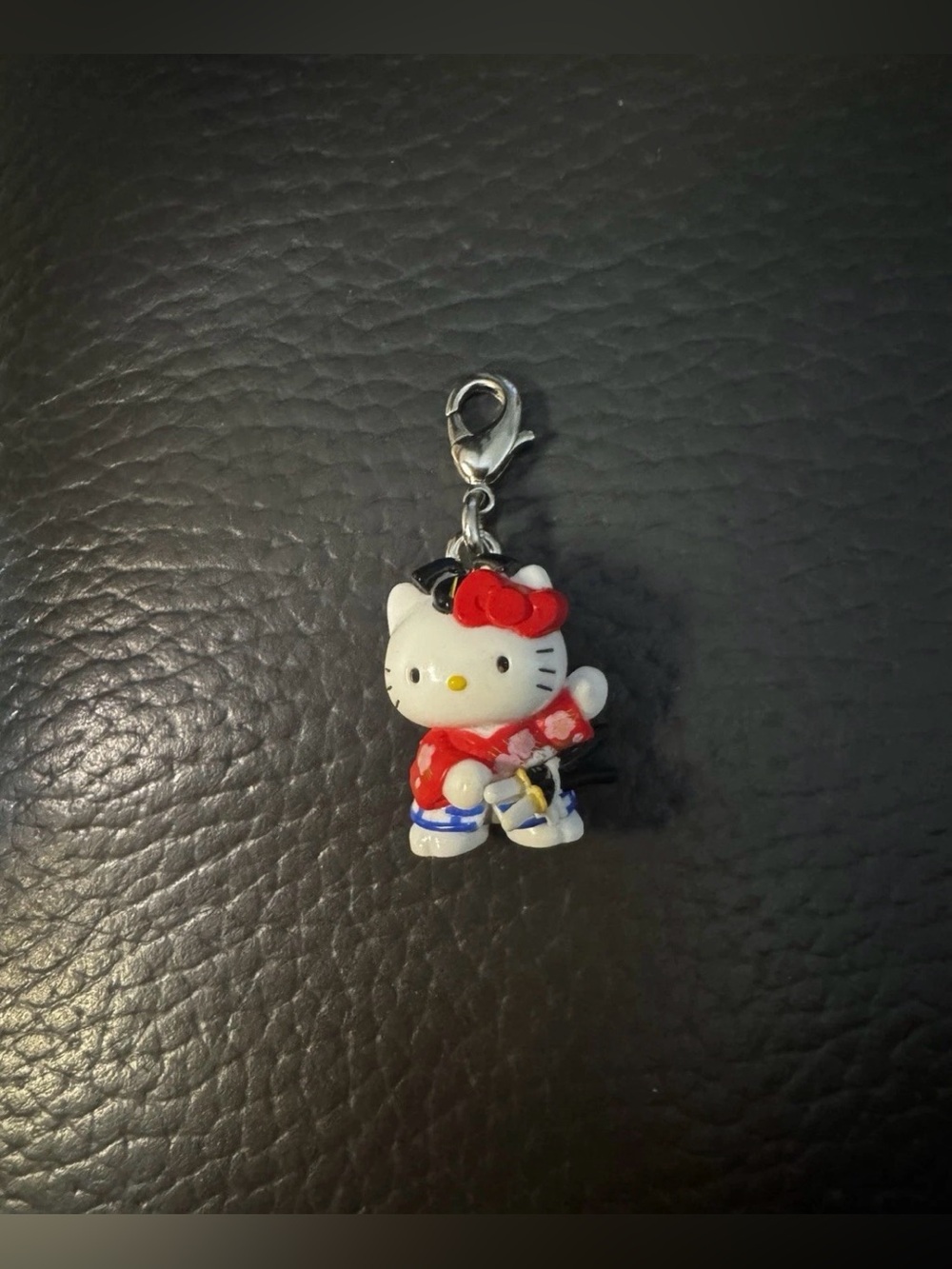 Vintage 2005 Sanrio Hello Kitty
Japanese Samurai Charm
Keychain Kimono Rare